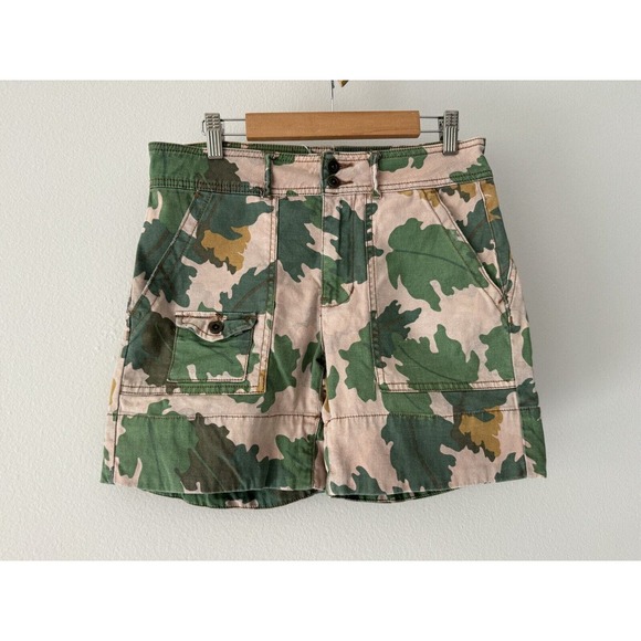 Anthropologie Pants - Anthropologie Wanderer Camo Utility Cargo Shorts Green MINT